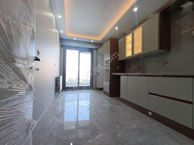 Kuşlubahçe'de Premium Aden Sitesinde Sıfır 2+1 Kiralık Daire