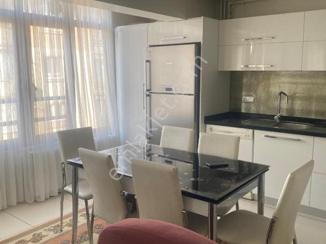 Kuşpınarda Diş Hastanesi Yanı İçi Komple Yenilenmiş 2,5+1 Satılık Daire