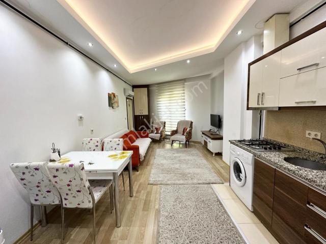 Kuşpınar'da Tugay'a Yakın Balkonlu Klimalı Arakat 1+1 Apart