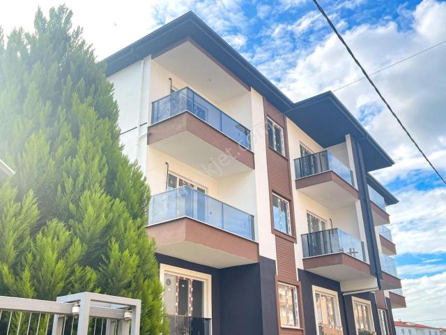 Kumbağ Yeni Binada Ferah Ve Denize Yakın Sıfır Satılık 2+1 Daire