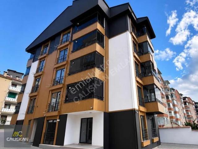 Kümbet Mahallesi Sıfır Eşyalı Kiralık 1+1 Konut