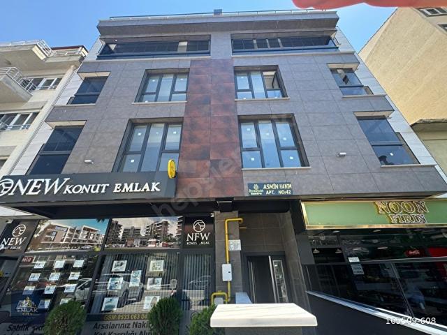 KUMLUBEL MAH. ESENLİ CADDESİNDE DİBİ SATILIK LÜKS 2+0 DAİRE