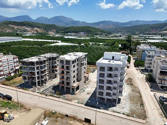 KUMLUCA ESKİCAMİ MAHALLESİNDE LÜKS 3+1 DAİRE