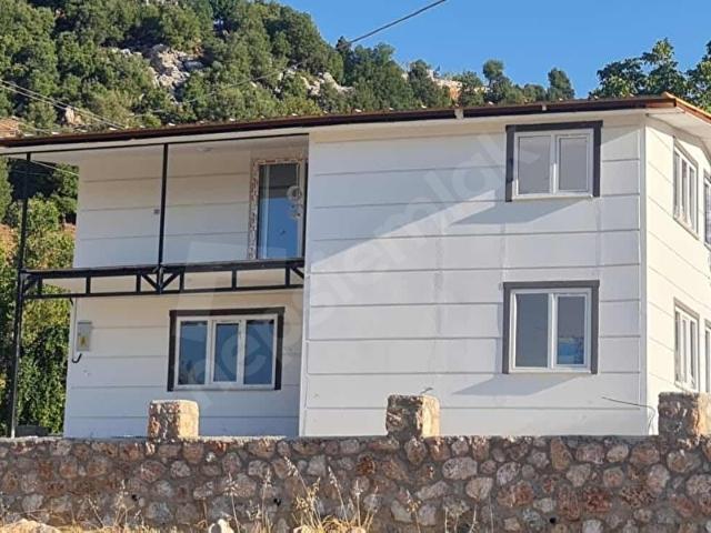 Kumluca Kuzca Mahallesi 5+1 Müstakil Dubleks Ev CANİŞ EMLAK