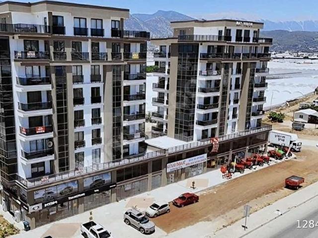 KUMLUCADA CADDE ÜZERİ 3 CEPHESİ AÇIK ULTRA LÜX 3+1 DAİRE