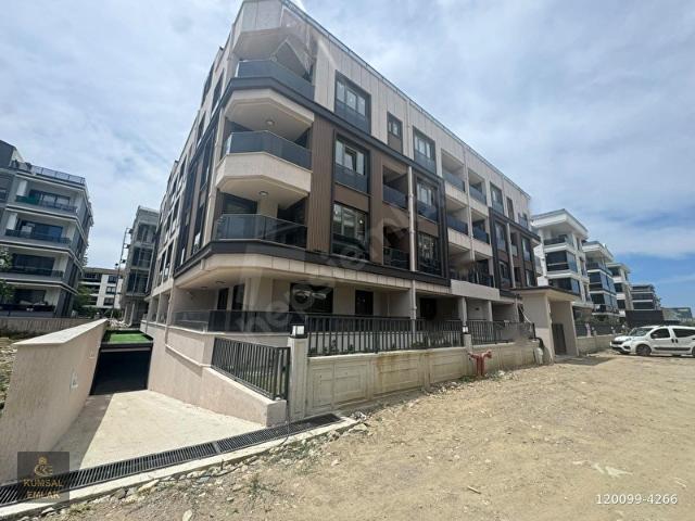 KUMSALDAN ALTINKUM'DA KAPALI OTOPARK YERDEN ISITMA_2+1_LÜX DAİRE