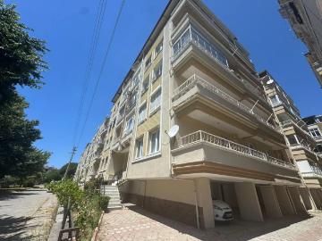 Kumsaldan Asansörlü! Yüksek Kredili Ön Cephe_3+1_geniş Daire!