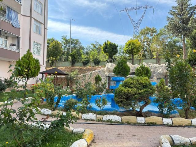 Kumsal'dan Çöşnük Mahallesi Doğukent Sitesinde 3+1 Geniş full Yapılı Satılık Daire