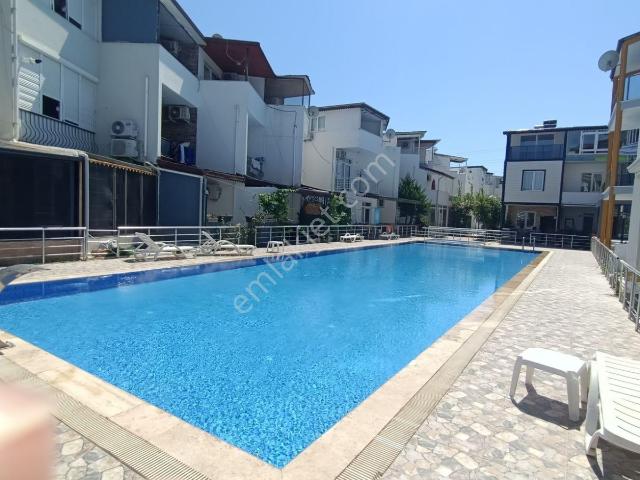 Kundu Kemerağzı Oteller Bölgesinde Havuzlu Satılık 2+1 Triblex