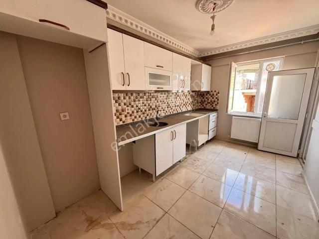 Küba Cami Karşısı 3+1 Daire