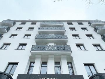 Charlottenburg-Wilmersdorf - Büroraum, Balkon