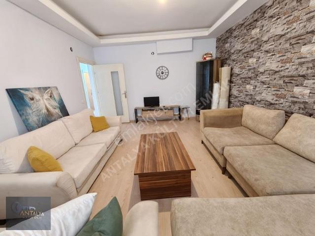 Kültür Emlak'tan Kültür Mh 2+1 Ayrı Mutfak Eşyalı Kiralık Daire