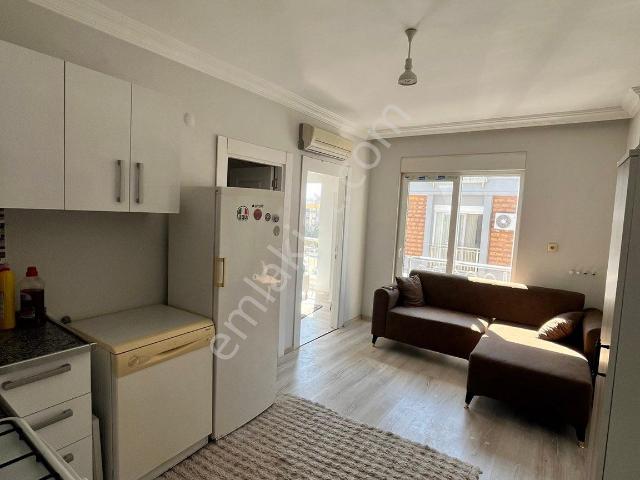 Kültür Kafeler Cad 1+1 Eşyalı Katta Balkonlu Kiralık Daire