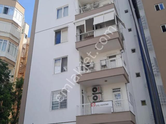 Kültür Mahallesinde Boş Kiralık 3+1 130 M²