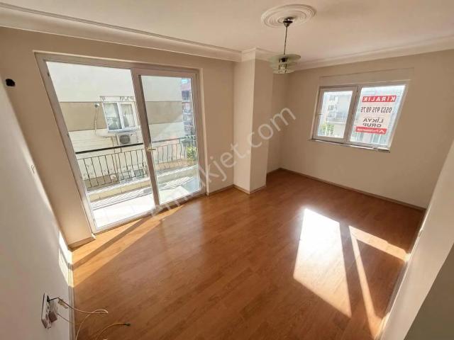 Kültür Mahallesinde Üniversiteye Yakın Kiralık 2+1 Eşyasız Daire