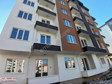 Kültür Merkezi Karşısında Satılık 1+1 Yüksek Giriş Daire