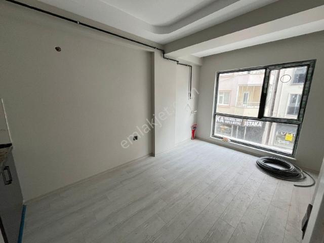 Kültür Sarayi Civari Satilik 1+1 Sifir Daire