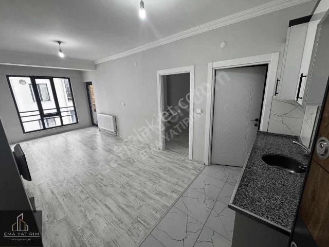 Kültür Park Yakını Kiralık Sıfır Eşyalı 1+1 Daire