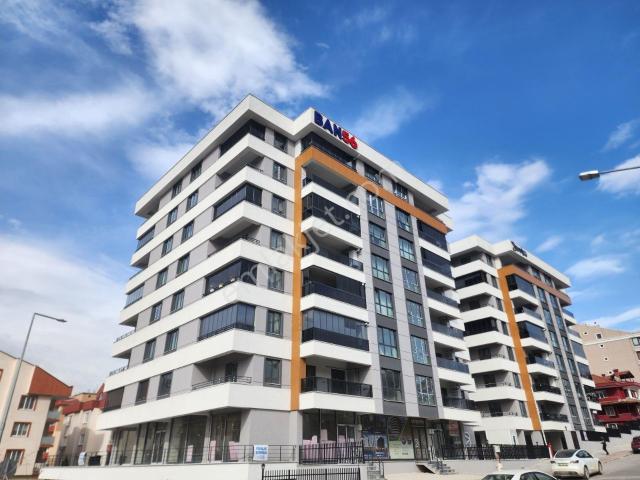 Kültür'de 205m2, Otoparklı, Giyinme Ve Çamaşır Odalı 3+1'ler
