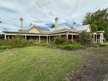 Katanning, Boyerine - Fireplace