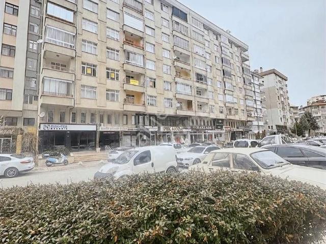 Kule Site Ve Nene Hatun Parkına Yürüme Mesafesinde 3+1 Daire