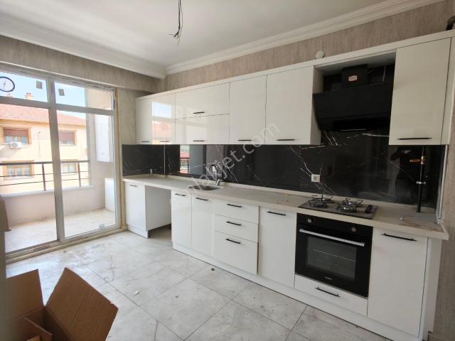 Kule 42 Emlak'dan 8 Adet 2+1 Keçeciler Caddesi Üzeri Daireler