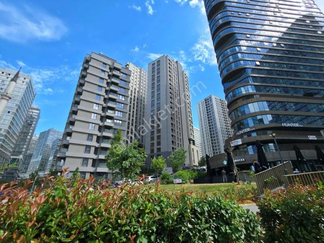Kule'den | Yeni Fikirtepe Konutları E5 Çamlıca Manzaralı