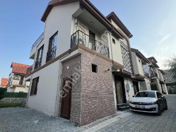 Kulepark~farkıyla~şambayatı~sitede~4+1~bağımsız~havuzlu~bahçeli