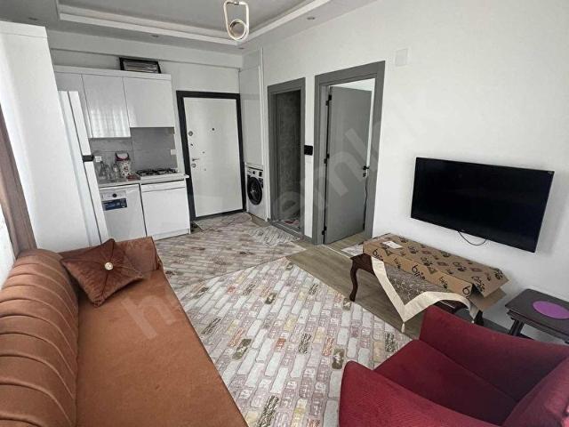 KULEPARKFARKIYLAÇOKGENİŞ40m2NETOTURUMLU1+1EŞYALISATILIK