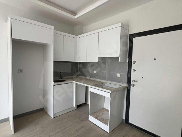 KULEPARKFARKIYLASİTEDELÜKSİŞÇİLİK1+1OTURUMAHAZIR