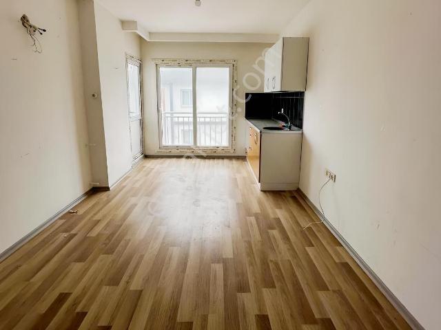 Kuleparktan Stad Civarı 1+1 Kiralık Daire