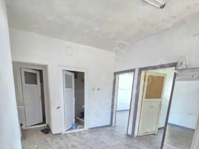 Kurtalide İkinci Kat 2+1 100 M2 Acilll Satılık