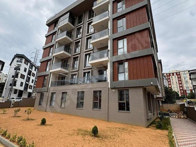 KURTKÖY MERKEZDE SİTE İÇİNDE 3+1 KİRALIK DAİRE