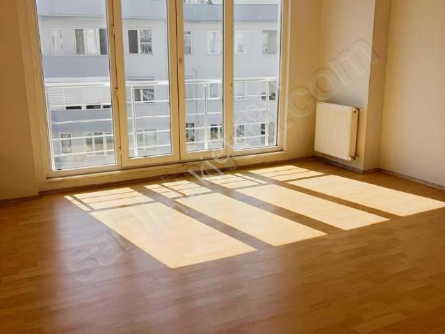Kurtköy Merkezde 2+1 Site İçerisinde Kiralık Daire