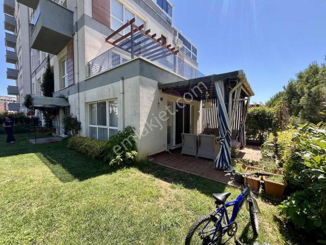 Kurtköye Yakın Konumda 140 M2 Bahçeli 3+1 Kiralık Ferah Daire