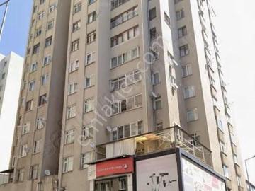 Kurtsoy'dan Nato Caddesi Üzeri Geniş 4+1 Satılık Daire