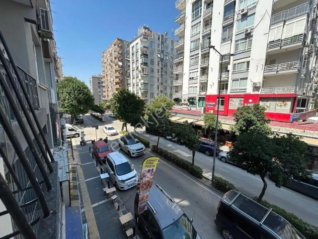Kurtuluş Mah.ziyapaşa Bulvar Yakını 2+1+k.mutfak Satılık Daire.