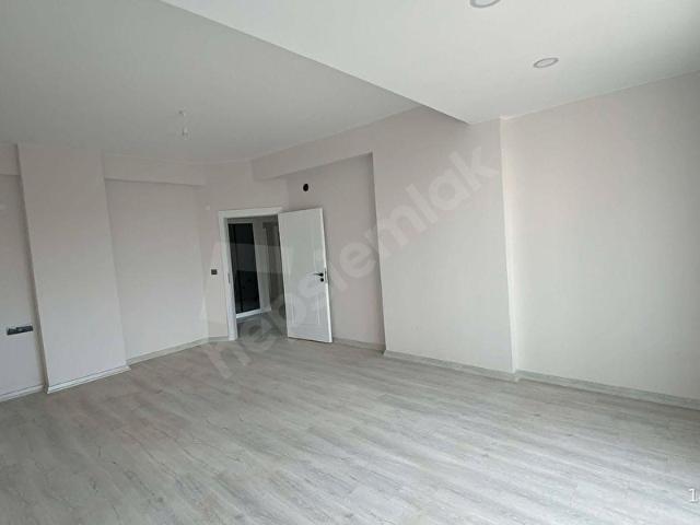 KURTULUŞ MAHALLESİ EMİN SARI PİDE YAKININDA SATILIK 3+1 DAİRELER