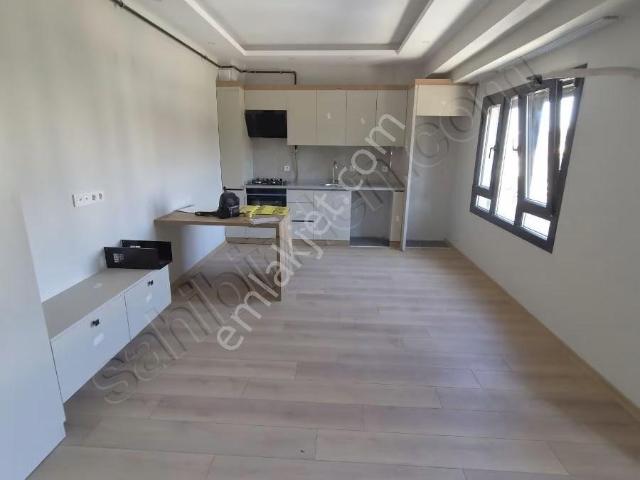 Kurtuluş Mahallesinde 1+1 Doğalgazlı Kiralık Daire