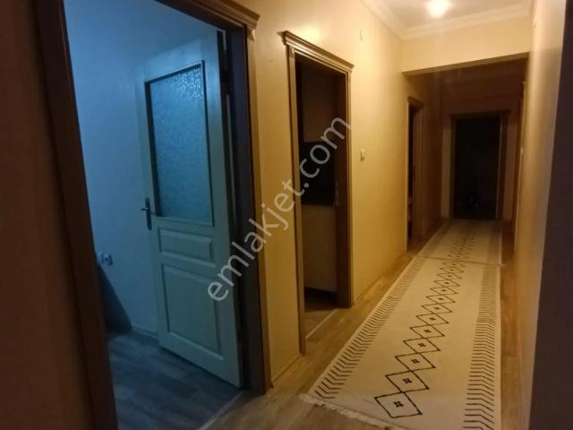 Kurtuluş Mahallesi'nde Satılık Geniş Ve Ferah 3+1 Daire