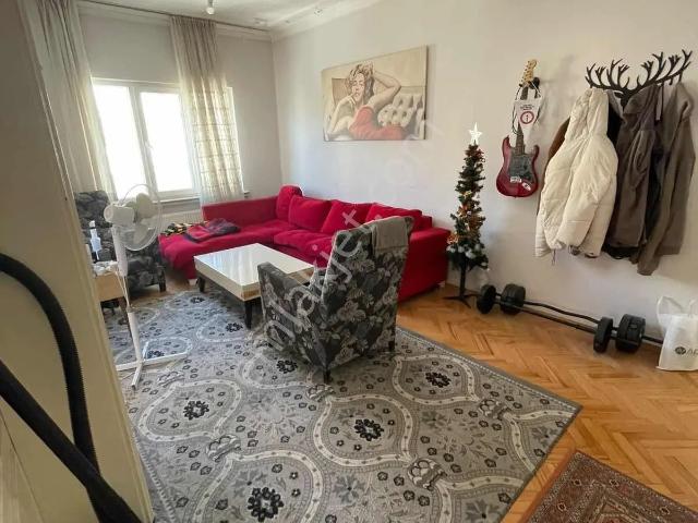 Kurtuluş Metrosu Yakını Eşyalı Kiralık Daire