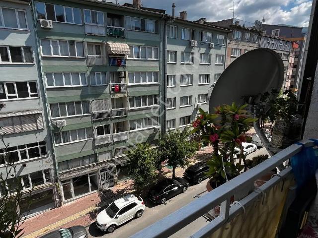 Kurtuluş Caddesi’nde Ön Cephe, 3. Kat Masrafsız Daire