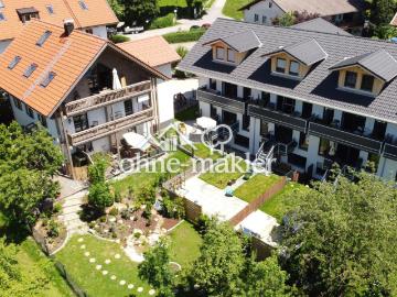 Wohnen wie im eigenen Haus – moderne Maisonette mit Garten am Alpenrand