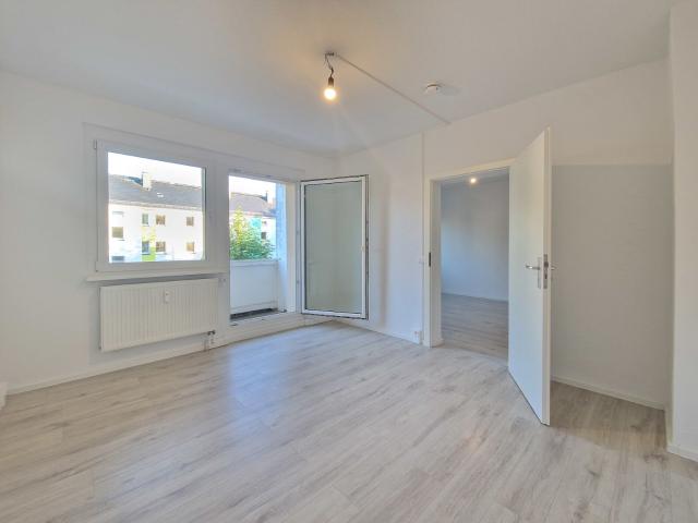 Kurzer Weg in´s neue Zuhause! 2 Zimmer Wohnung im Erdgeschoss!