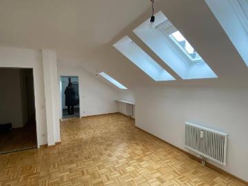 Kurzzeitvermietung Stadtwohnung in bester Lage | Erstbezug nach Renovierung | zentral, ruhig mit Balkon und Blick ins Grüne | provisionsfrei | privat | ab sofort bis Oktober 2026 verfügbar