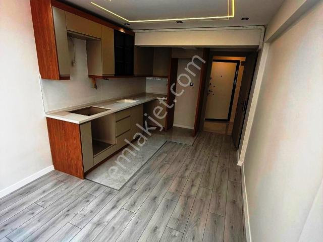 Kurşun Grup'tan Ulupark Karşısında 3+1 Lüx Tadilatlı Arakat