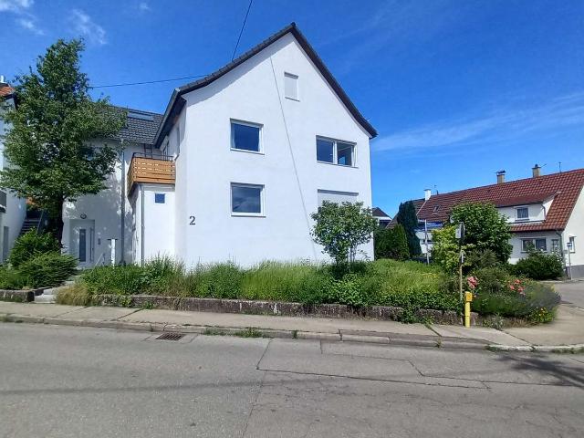 Kusterdingen, Moderne 2 Zimmer Wohnung mit Einbauküche, Tageslichtbad und Terrasse, provisionsfrei