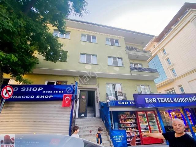 Kuttaş'tan Gençlik Caddesinde 2+1 Katta 60 M2 Daire Kiralıktır
