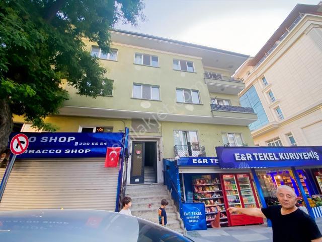 Kuttaş'tan Gençlik Caddesinde 2+1 Katta 60 M2 Daire Kiralıktır