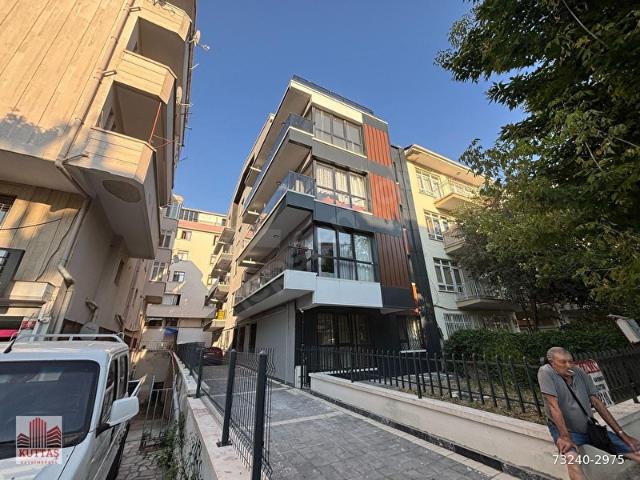 KUTTAŞ'TAN EMEK METRO KARŞISI 1 YAŞINDA 2+1 KATTA 70 m2